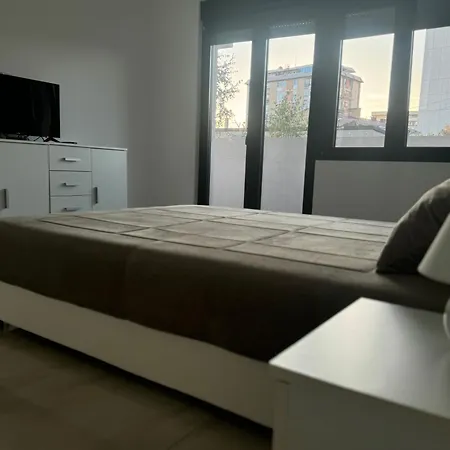 Apartment Best Deal Suite Ni