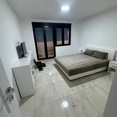 Best Deal Suite Apartment Ni