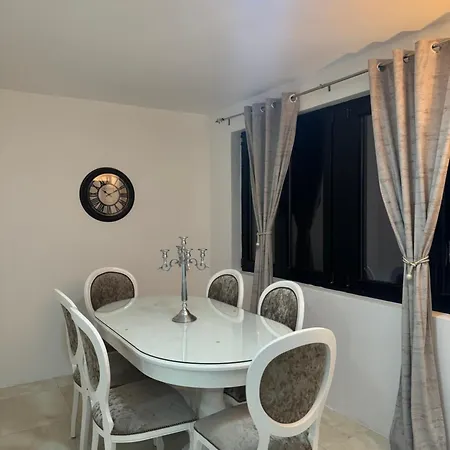 Best Deal Suite Apartment *